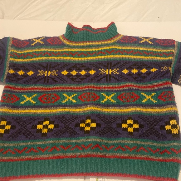 hand made by Leslie Sweaters - Stunning Vintage Hand Knit Boxy Colorful Sweater